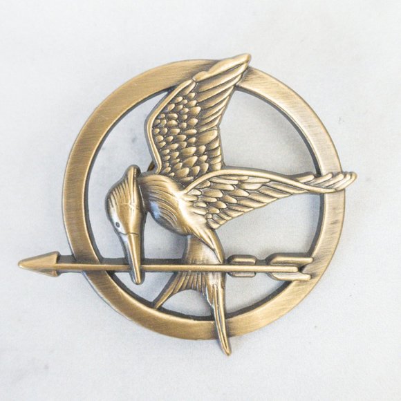 Hunger Games Jewelry - 💐 4/$25 Hunger Games Mockingjay Pin